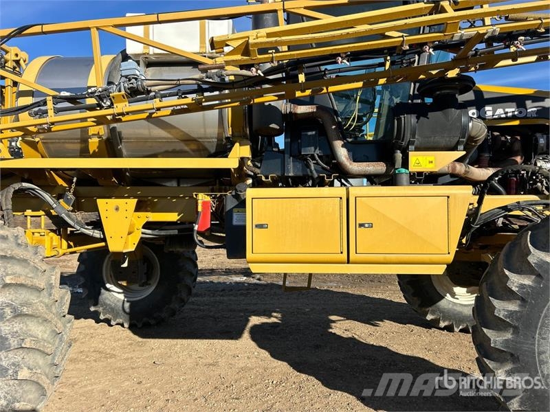 RoGator 864 90 ft 4x4 High Clearance Self-Propelled Spraye Self-propelled sprayers
