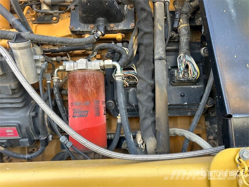 RoGator 864 90 ft 4x4 High Clearance Self-Propelled Spraye Self-propelled sprayers