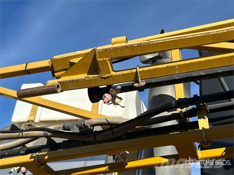 RoGator 864 90 ft 4x4 High Clearance Self-Propelled Spraye Self-propelled sprayers