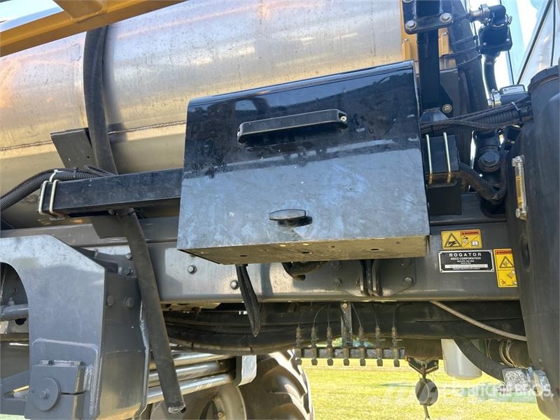 RoGator RG900 120 ft 4x4 High Clearance Floater Self-Prope Selbstfahrende Sprühgeräte