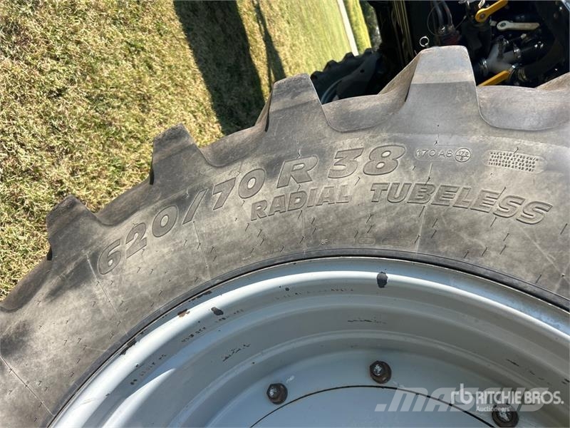 RoGator RG900 120 ft 4x4 High Clearance Floater Self-Prope Selbstfahrende Sprühgeräte