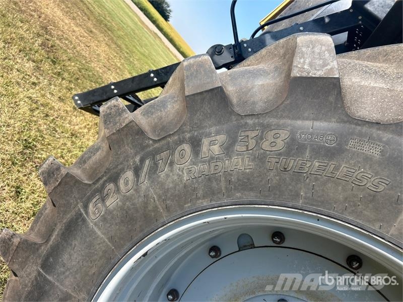 RoGator RG900 120 ft 4x4 High Clearance Floater Self-Prope Selbstfahrende Sprühgeräte