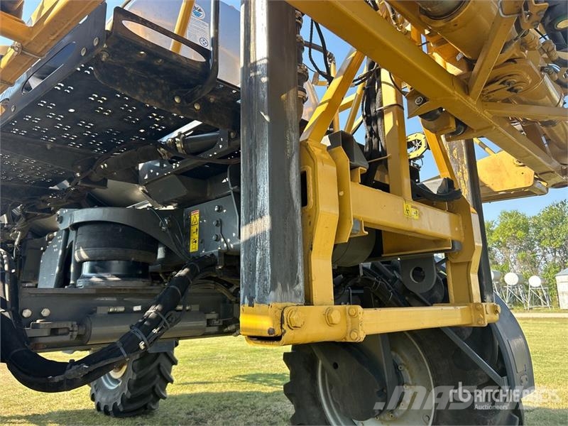 RoGator RG900 120 ft 4x4 High Clearance Floater Self-Prope Selbstfahrende Sprühgeräte
