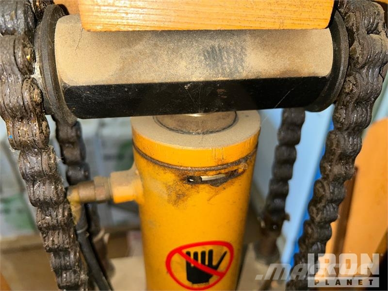 Rol-Lift 2500 lb Electric Pallet Jack Ručni paletar