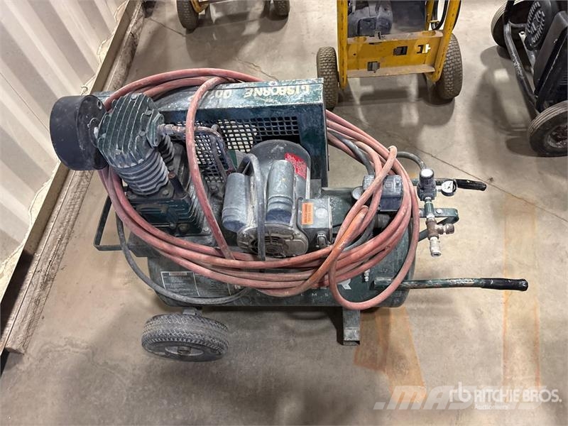 ROLAIR 5520K17 7.3 cfm Electric 20 gal Air Compressor مكابس
