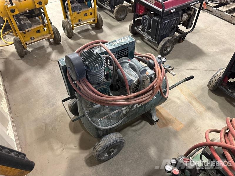 ROLAIR 5520K17 7.3 cfm Electric 20 gal Air Compressor مكابس