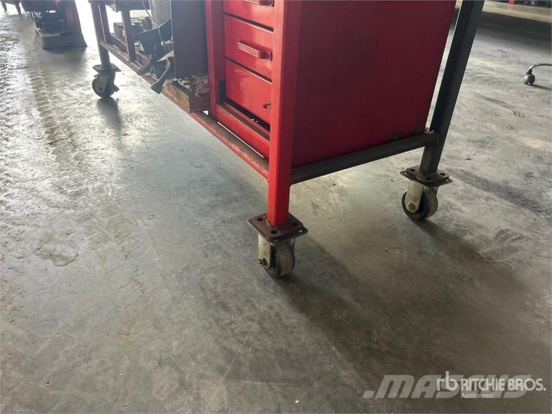 Rolling Shop Workbench w/ Bench Vise & Tools مكونات أخرى