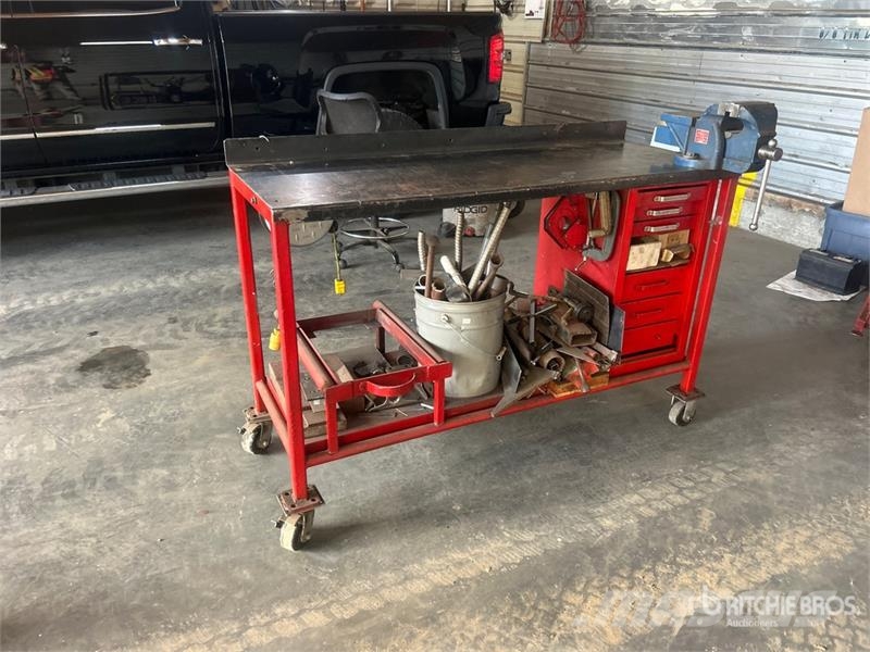 Rolling Shop Workbench w/ Bench Vise & Tools مكونات أخرى
