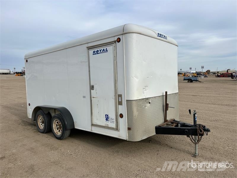 Royal 15 ft T/A Enclosed Trailer Prikolice sa sandukom