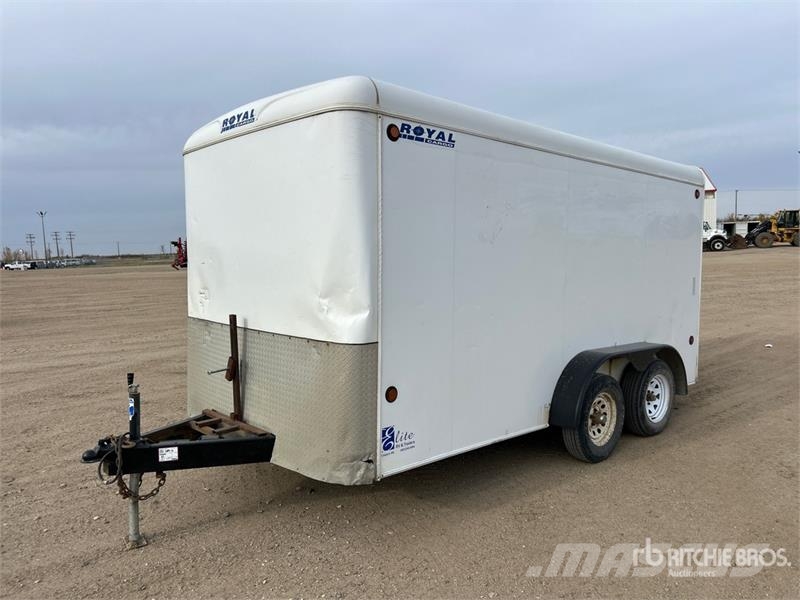 Royal 15 ft T/A Enclosed Trailer Prikolice sa sandukom