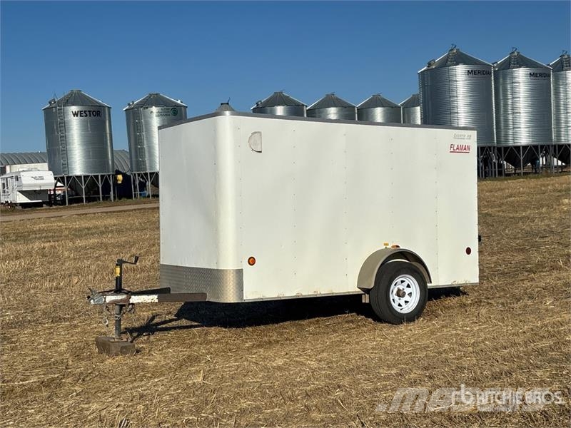 Royal Cargo 10 ft S/A Enclosed Trailer Прицепы-фургоны