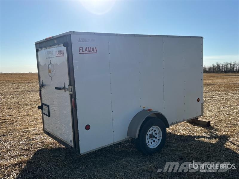 Royal Cargo 10 ft S/A Enclosed Trailer Прицепы-фургоны