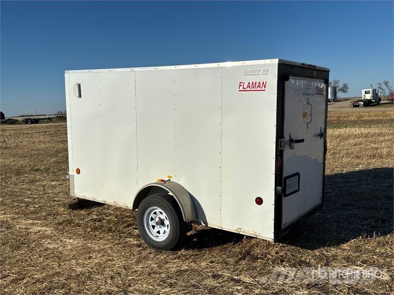 Royal Cargo 10 ft S/A Enclosed Trailer Прицепы-фургоны