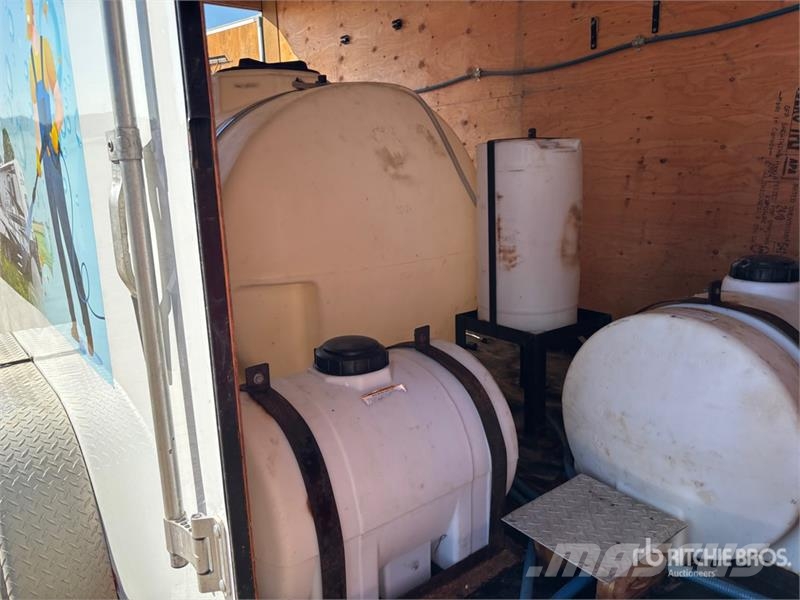 Royal Cargo 16 ft T/A Pressure Washer Enclosed Trailer Anhänger-Kastenaufbau