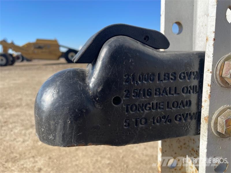 Royal Cargo CHT70-816F-78 17 ft T/A Enclosed Trailer مقطورات ذات هيكل صندوقي