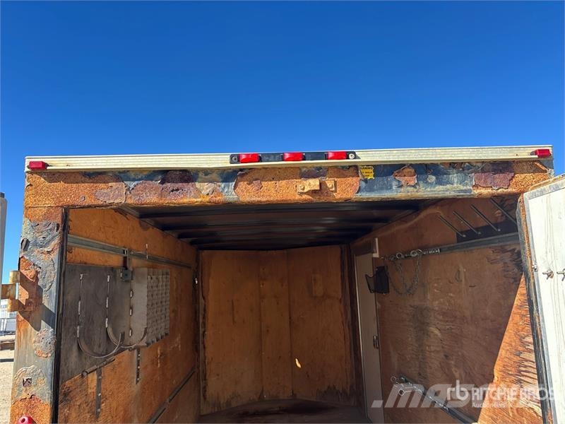 Royal Cargo XRCHT3561472 T/A 13 ft 6 in Enclosed Trailer Furgoonhaagised