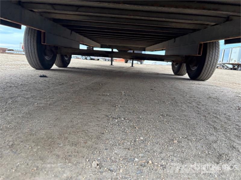 Royal CGT70 26 ft T/A Gooseneck Enclosed Trailer مقطورات ذات هيكل صندوقي
