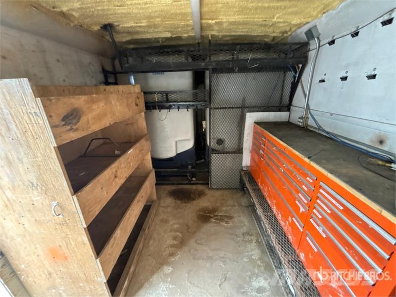Royal Trailer 24 ft Tri/A Gooseneck Mud Mixing Enclosed Box Trailers