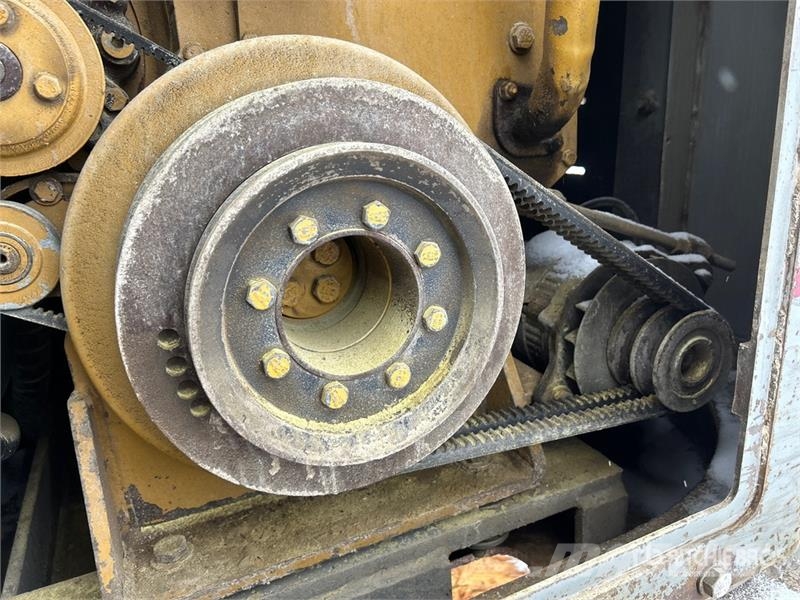 RWF Bron 400 Tracked Mulcher Tractor Šumarski malčeri