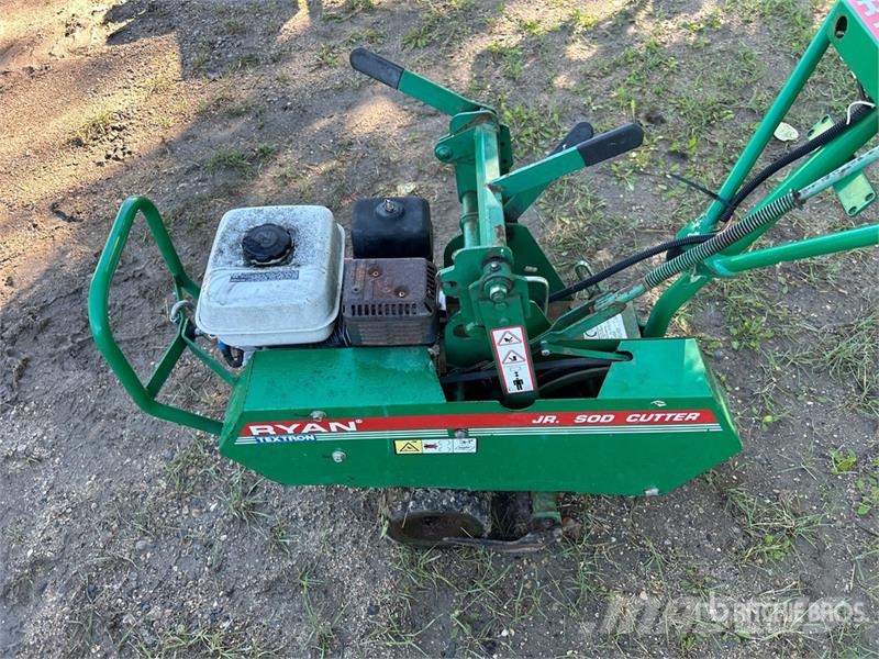 Ryan 544945 Walk-Behind Sod Harvester Ostale industrijske mašine