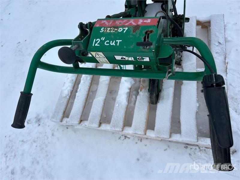 Ryan Jr 12in Sod Cutter ماكينات زراعية - غير ذلك