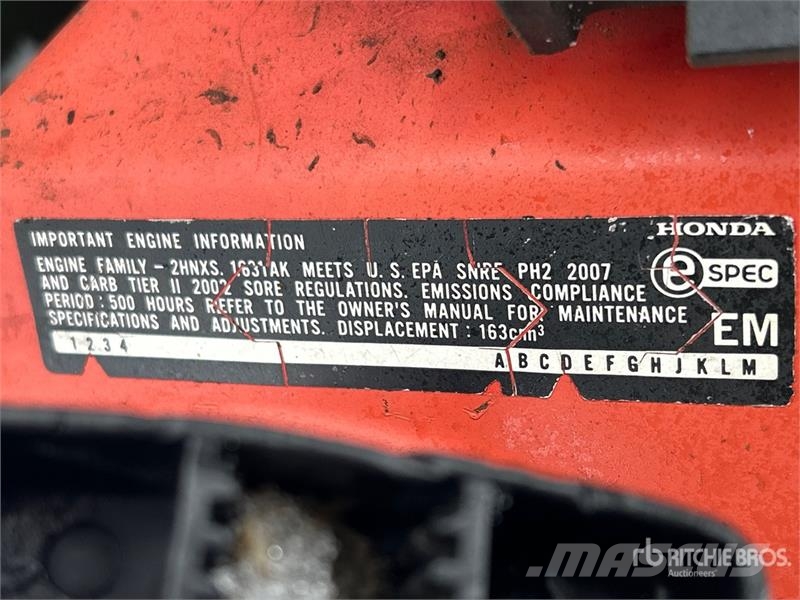 Ryan Jr 12in Sod Cutter ماكينات زراعية - غير ذلك