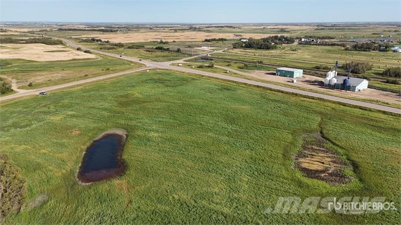 Ryley, AB NW 4-50-17-W4 21.41 +/- Acres on Title F Další