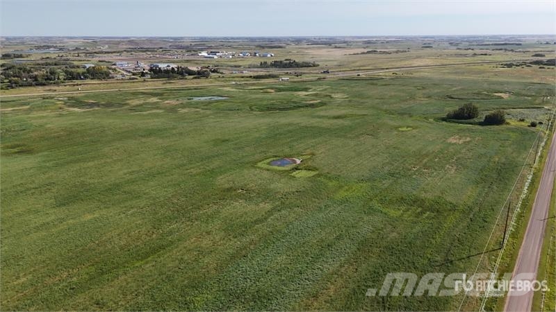 Ryley, AB SE 4-50-17-W4 103.6 +/- Acres on Title F Další