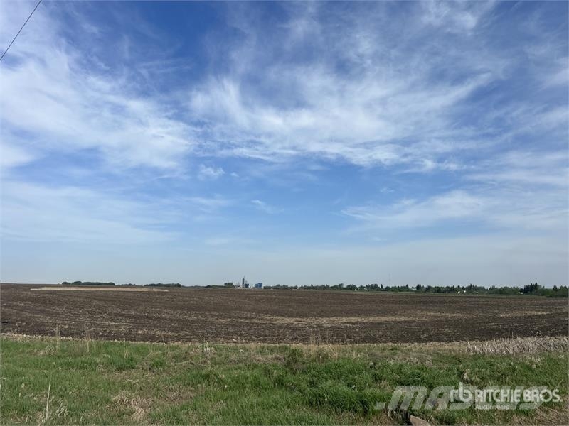 Ryley, AB SE 4-50-17-W4 103.6 +/- Acres on Title F Další