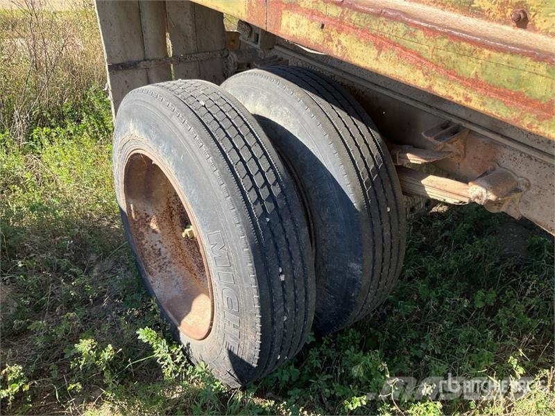 S/A 12 ft Dump Utility Trailer Самоскиди