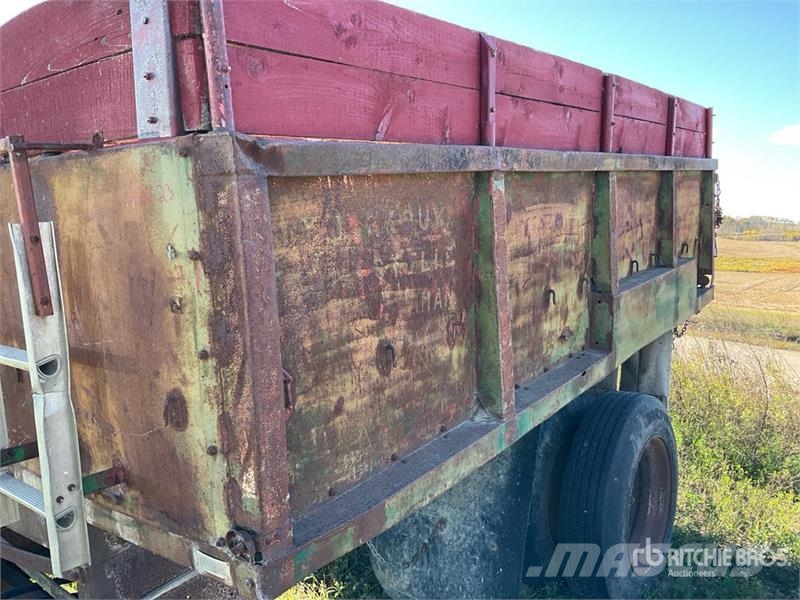 S/A 12 ft Dump Utility Trailer Самоскиди