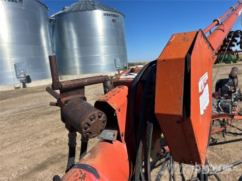 Sakundiak HD6-41 6 in x 41 ft Grain Auger (Inopera Транспортне обладнання
