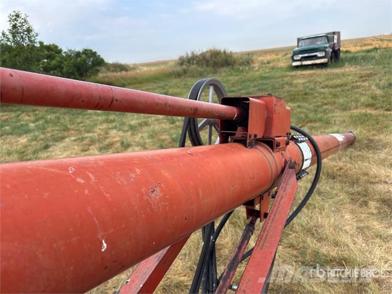 Sakundiak HD7-41 7 in x 41 ft Grain Auger 운반 장비