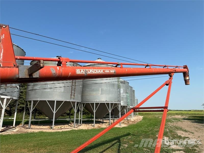 Sakundiak HD8-1800 8 in x 60 ft Grain Auger Viljan kuljettimet