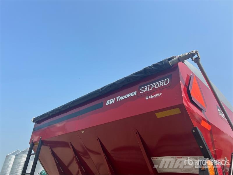 Salford BBI Trooper 8 ft T/A Fertilizer Spreader Pulverizadoras de fertilizante