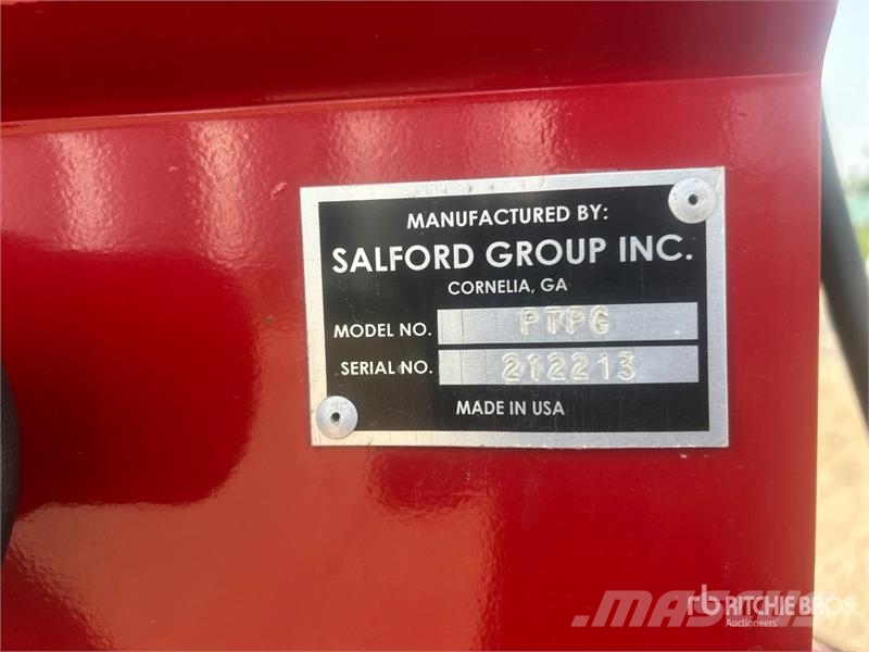 Salford BBI Trooper 8 ft T/A Fertilizer Spreader Pulverizadoras de fertilizante