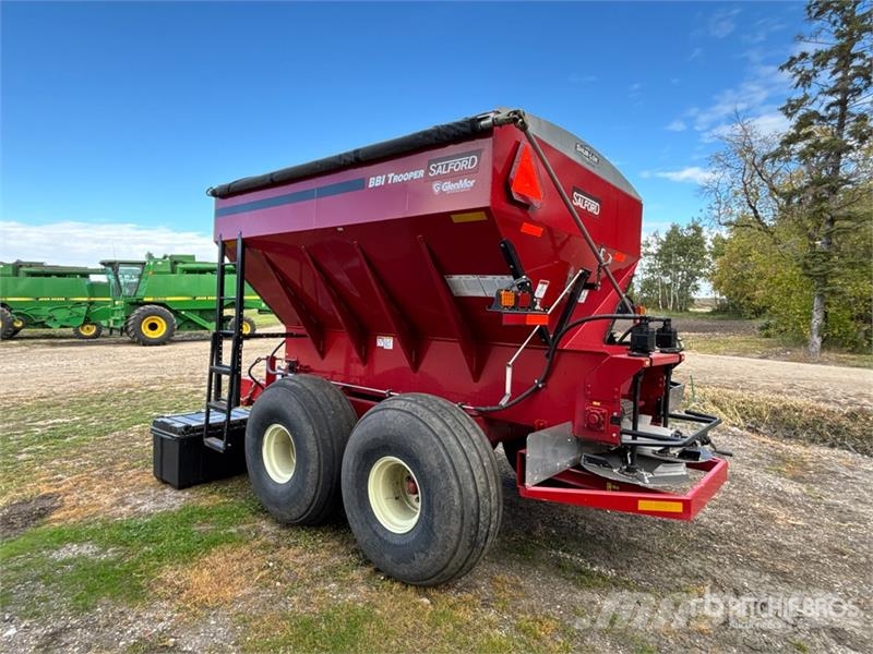 Salford BBI Trooper 80 ft T/A Fertilizer Spreader Самоходные опрыскиватели