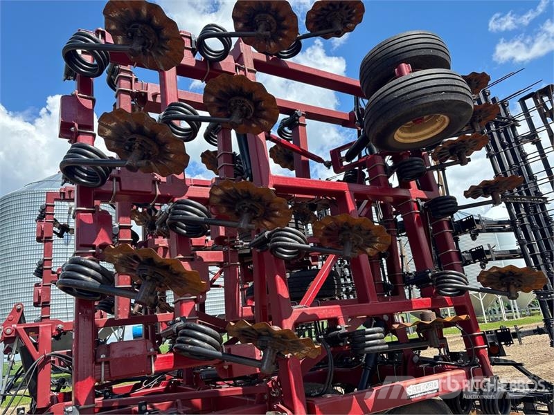 Salford I2150 50 ft Vertical Disc Disc harrows