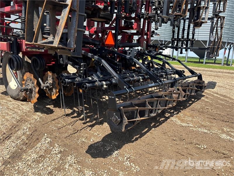 Salford I2150 50 ft Vertical Disc Disc harrows