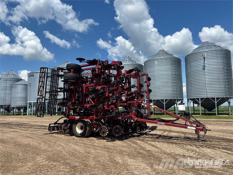 Salford I2150 50 ft Vertical Disc Disc harrows