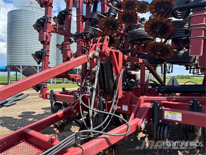 Salford I2150 50 ft Vertical Disc Disc harrows