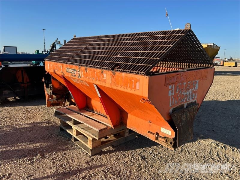 SaltDogg Salt Spreader - Fits Truck Liivapuisturid ja soolapuisturid