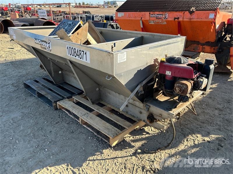 SaltDogg Salt Spreader - Fits Truck Homok és Sószórók