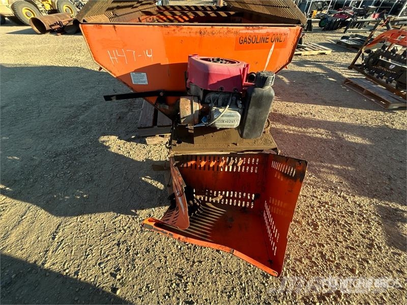 SaltDogg Salt Spreader - Fits Truck Liivapuisturid ja soolapuisturid