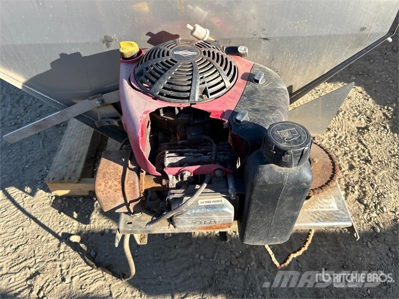 SaltDogg Salt Spreader - Fits Truck Homok és Sószórók