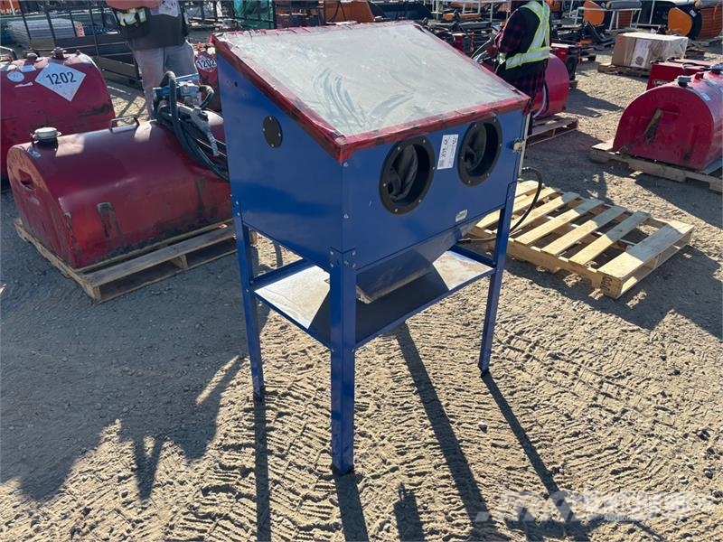 Sand Blaster Cabinet Kiti naudoti statybos komponentai