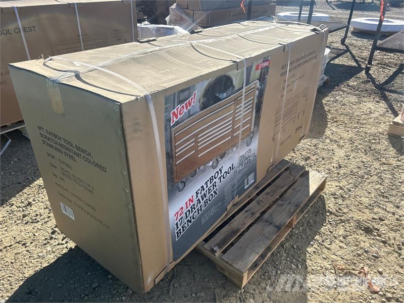 SandStrike 72DDC 6 ft 17-Drawer Fatboy Workbench Andre komponenter