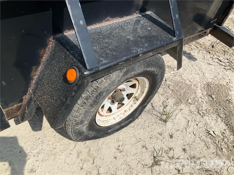 Saturn 10 ft S/A Utility Trailer Otros remolques