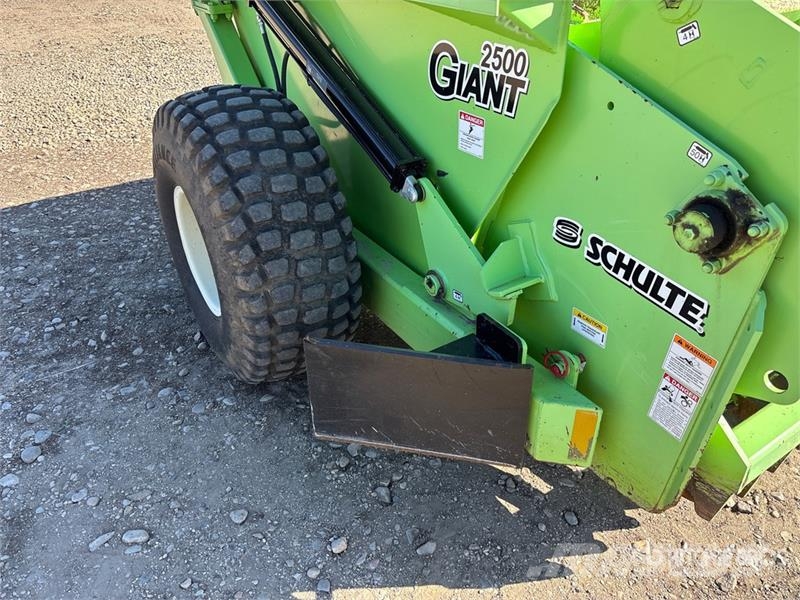 Schulte 2500 Giant 53 in Paddle Rock Picker Skupljači kamenja