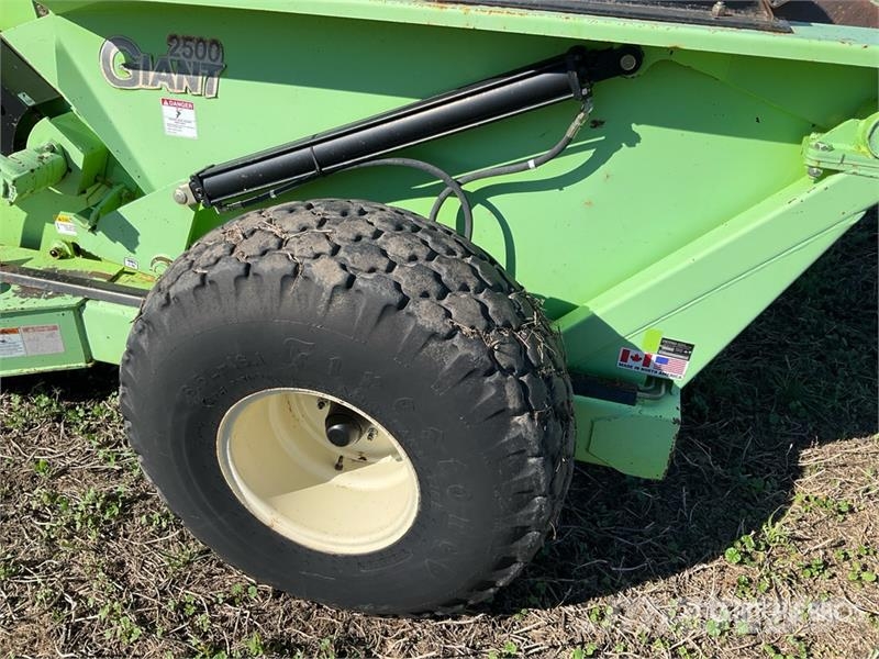 Schulte 2500 Giant 54 in Paddle Rock Picker Skupljači kamenja